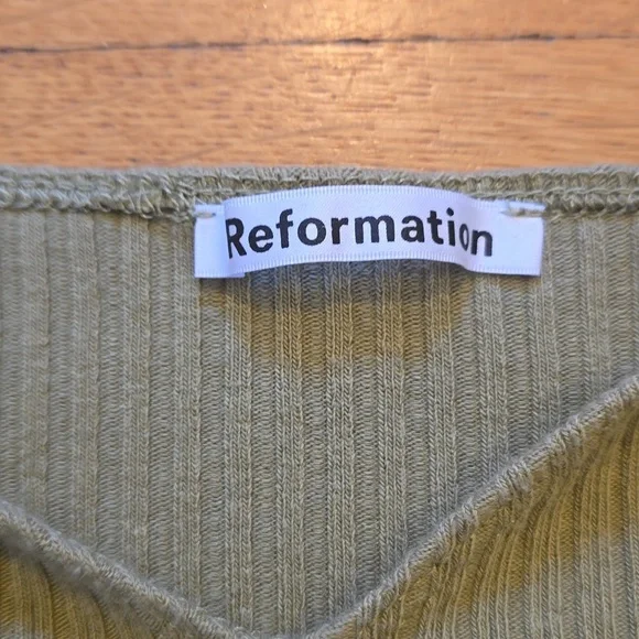 Reformation, Square Neck Ribbed Cropped Top, Sage Green, VGUC, Women's M - Picture 3 of 11